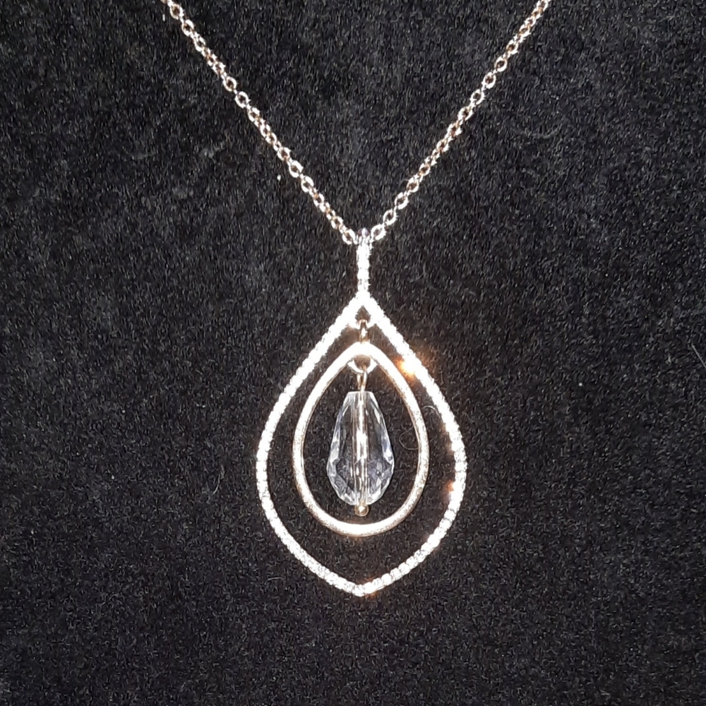 Loft long dainty rhinestone teardrop pendant on goldtone adjustable chain